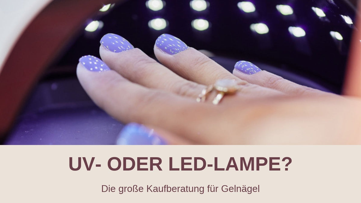 UV- oder LED-Lampe für Gelnägel – Hand unter einer LED-Nagellampe