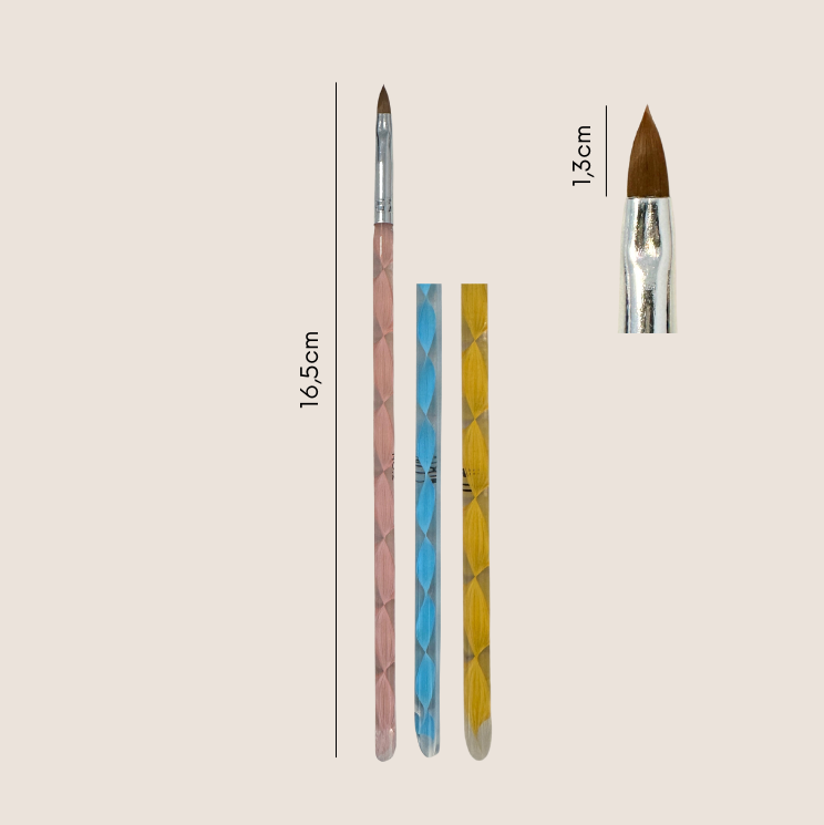 BNC gel/acrylic brush cat's tongue twister size. 4 with cuticle pusher